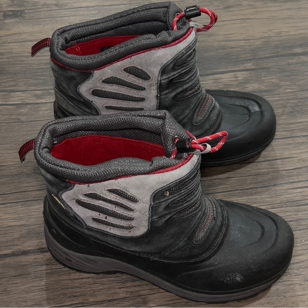 THE NORTH FACE Snow Plough Pull-On Black Indian Clay Red Weatherproof child 6